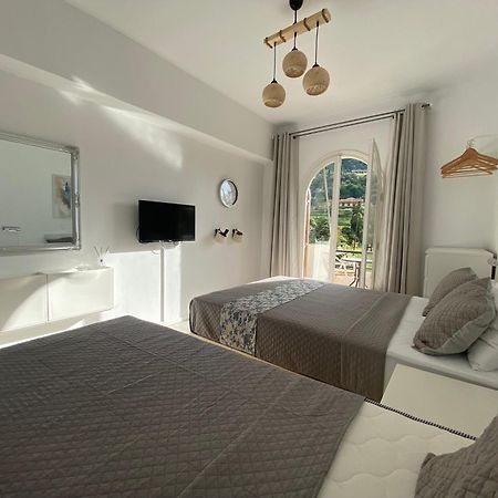 Navy Apartment With Mountain View &Private Parking Vatos Bagian luar foto