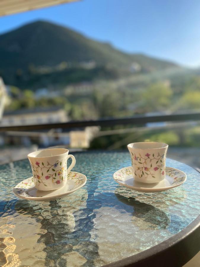 Navy Apartment With Mountain View &Private Parking Vatos Bagian luar foto