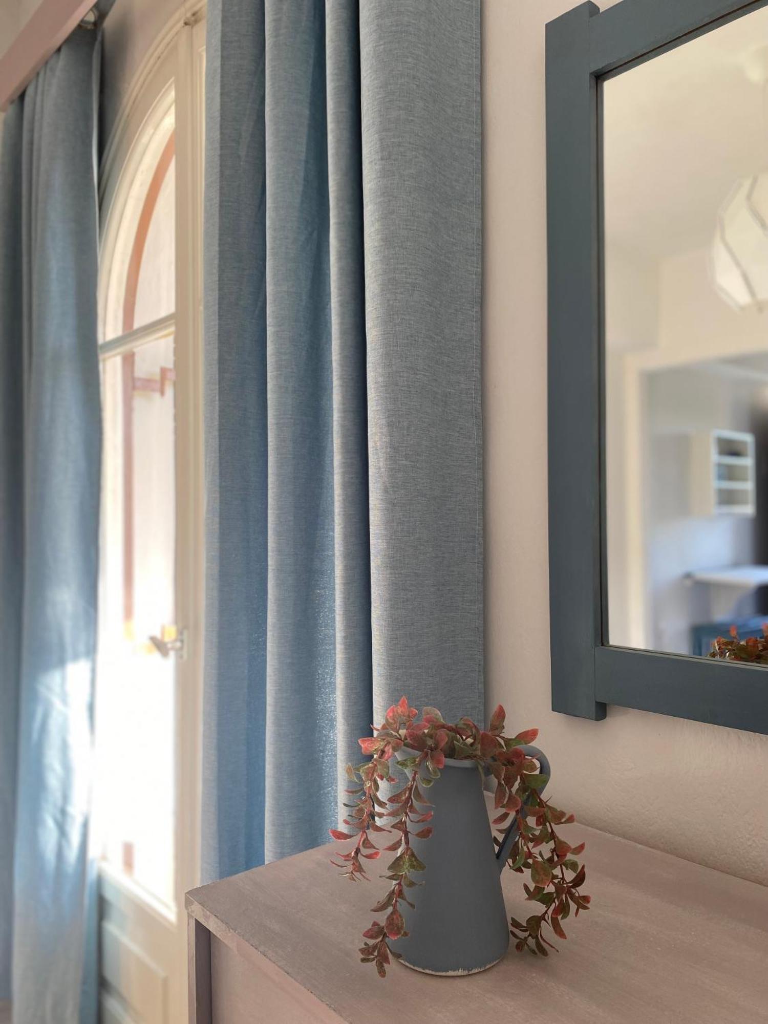 Navy Apartment With Mountain View &Private Parking Vatos Bagian luar foto