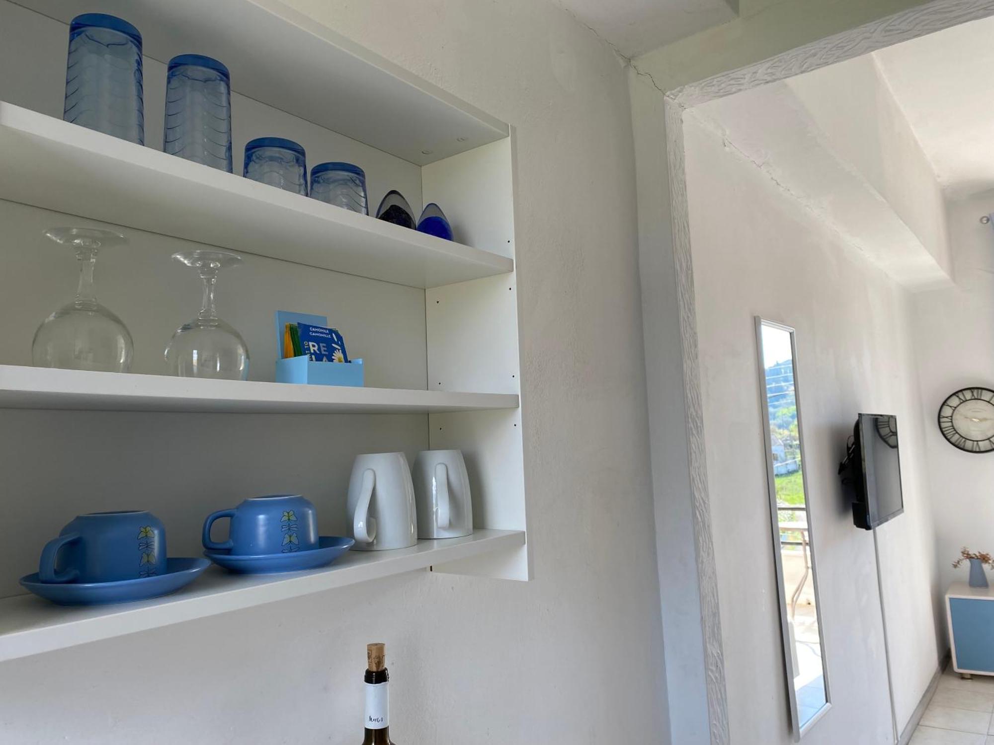 Navy Apartment With Mountain View &Private Parking Vatos Bagian luar foto